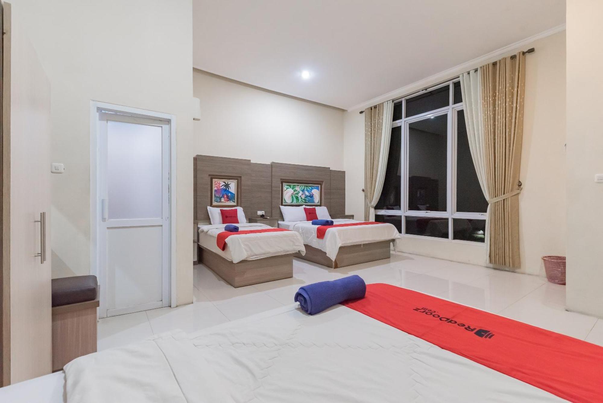 Reddoorz Resort Premium @ Sangkan Hurip Kuningan Dış mekan fotoğraf